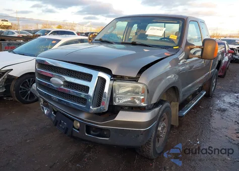 2005 Ford F-250 Lariat/Xl/Xlt z USA, uszkodzony, nr VIN 1FTSX21515EA89226